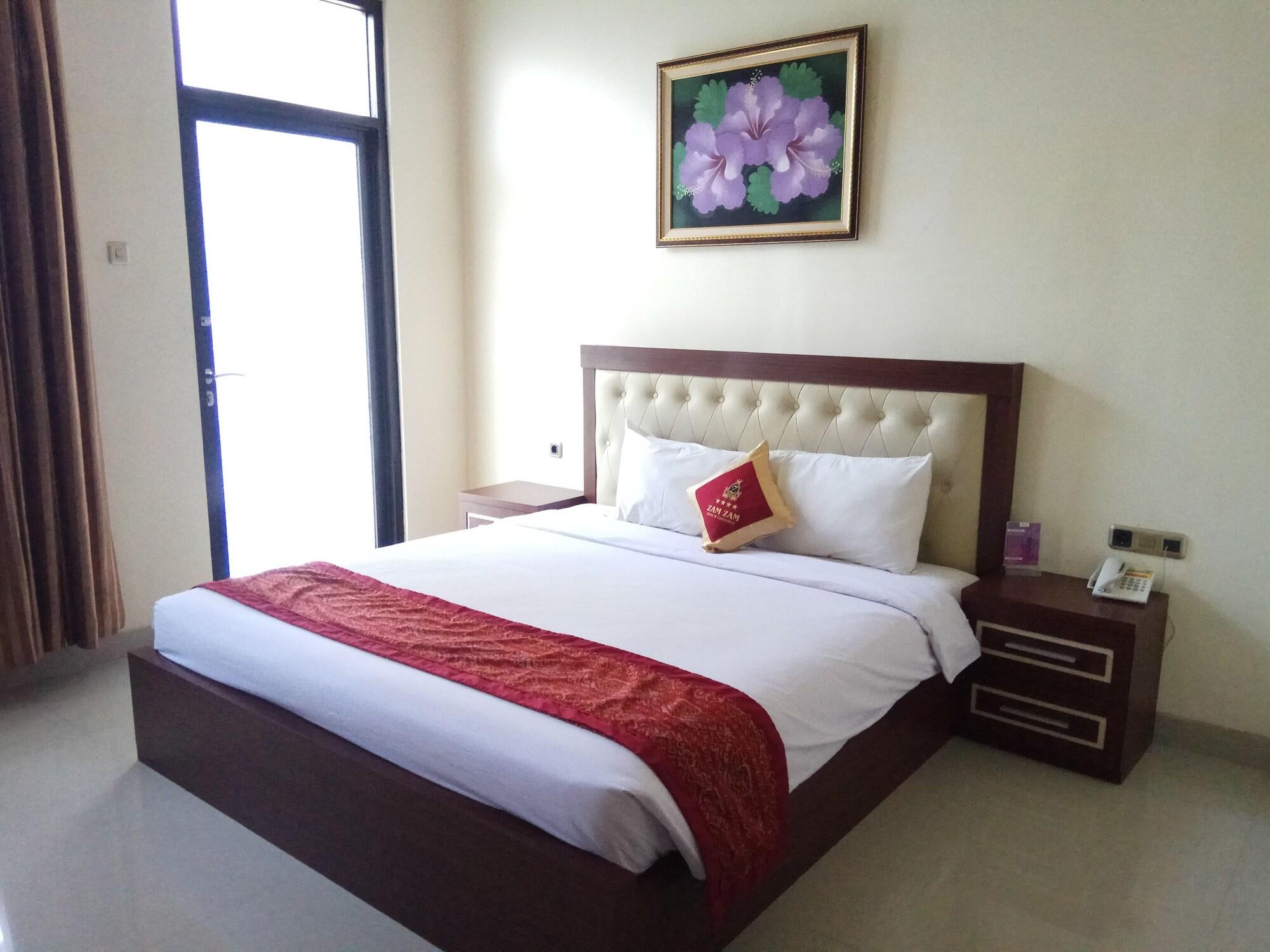 Zamzam Hotel And Resort Batu  Exteriör bild