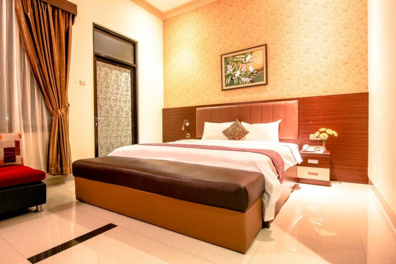 Zamzam Hotel And Resort Batu  Exteriör bild